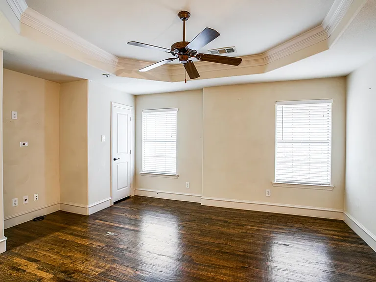 Second living area upstairs