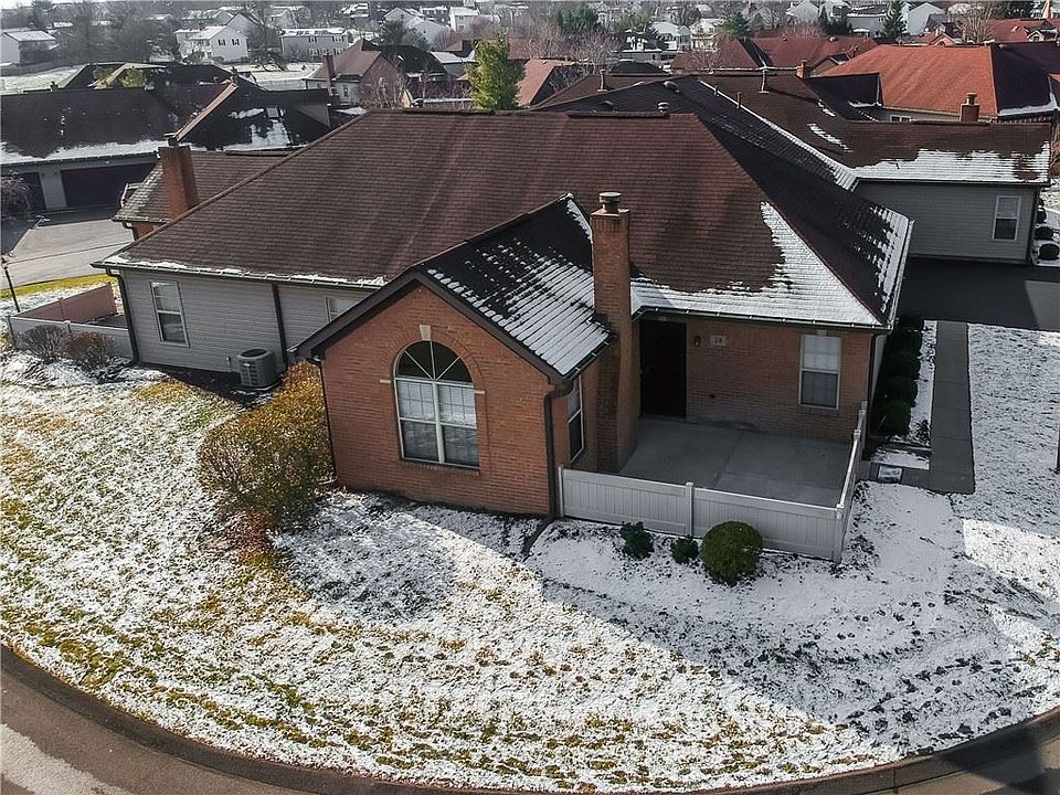 1st image of 28 Ashford Dr