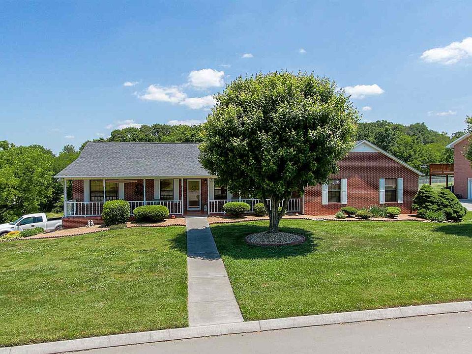 1st image of 2726 Wisteria Dr