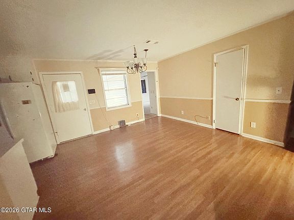 4th image of 2117 Oleary Ln