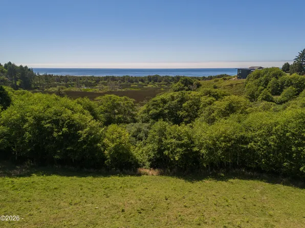 52 Pelican Point, Neskowin, OR 97149