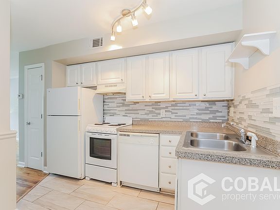 2nd image of 493 N Highland Ave NE APT 19
