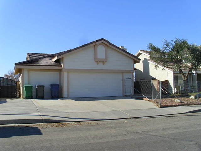 1st image of 43835 Carefree Ct