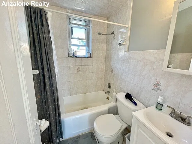 109 Salem St #3 — Photo 4
