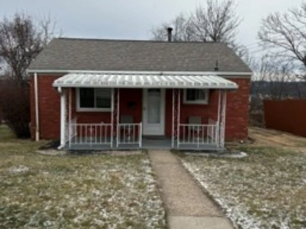108 Delrose Dr photo 1