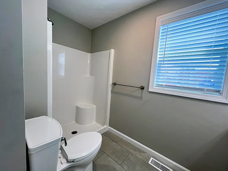 580 Elm St #5 — Photo 14