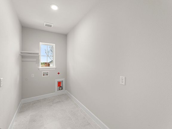 5th image of 2244 Aspen Chase Dr