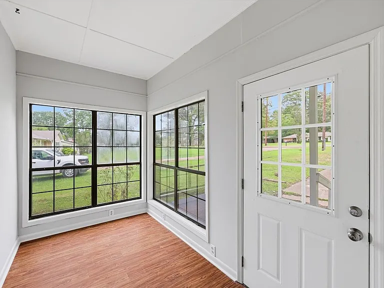 210 Mount Salus Rd — Photo 28