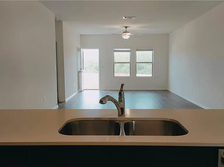 7400 Tonka Ln — Photo 5
