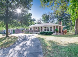 2609 Twin Hills Rd, Jefferson City, MO 65109