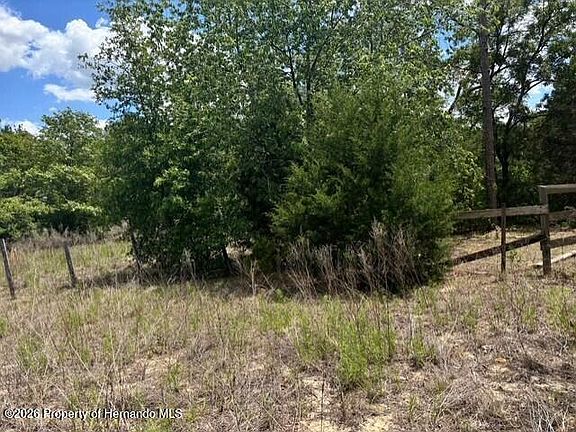 4th image of 13386 Moon Rd