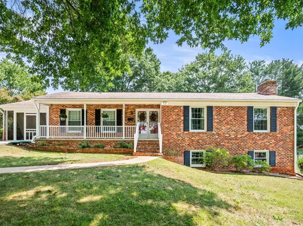724 Chikasaw Rd, Lynchburg, VA 24502