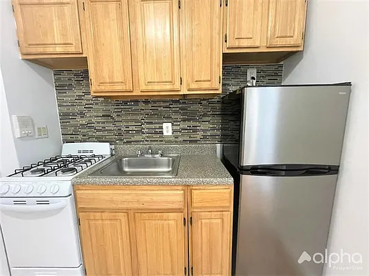 Rented by Alpha Properties NYC I LLC | media 19