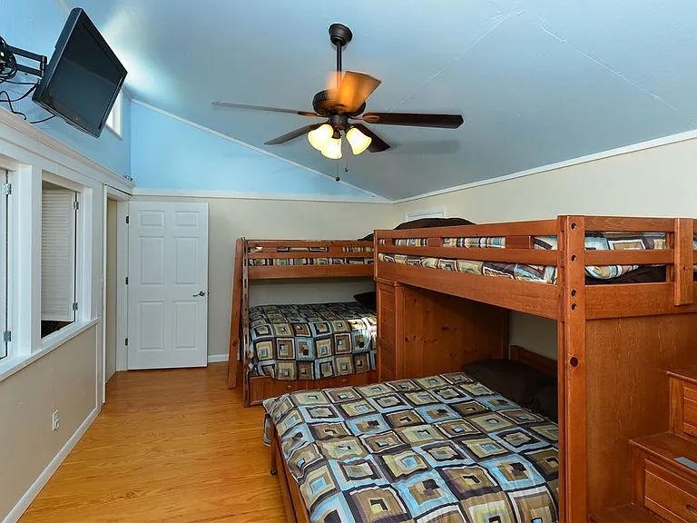 8260 Ibis St — Photo 15