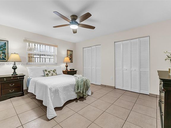 5th image of 13761 SW 21st Ter