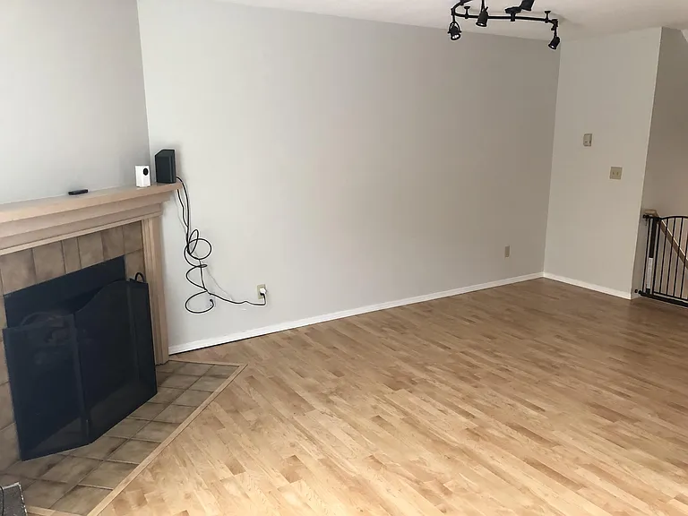 2247 Villa Rosa Dr #1 — Photo 10