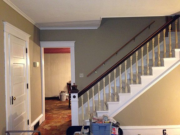 5th image of 212 W State St