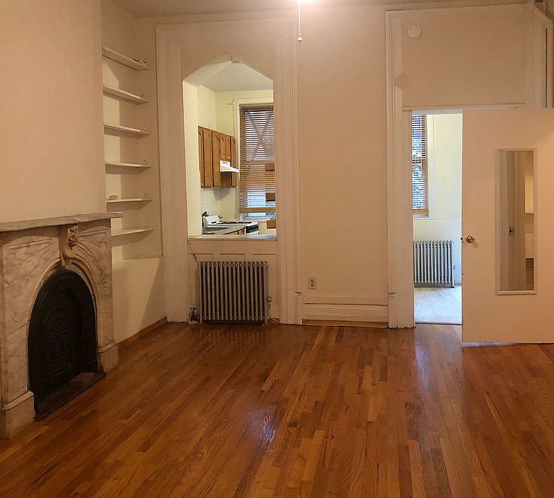 1st image of 296 Union St #P