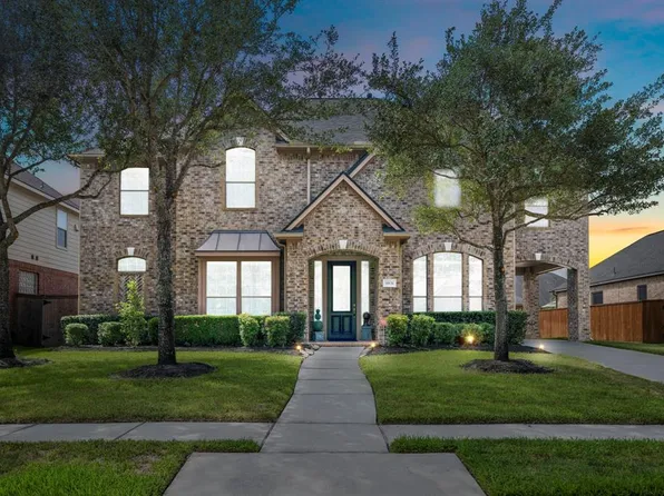 9831 Rollinson Park Dr, Spring, TX 77379