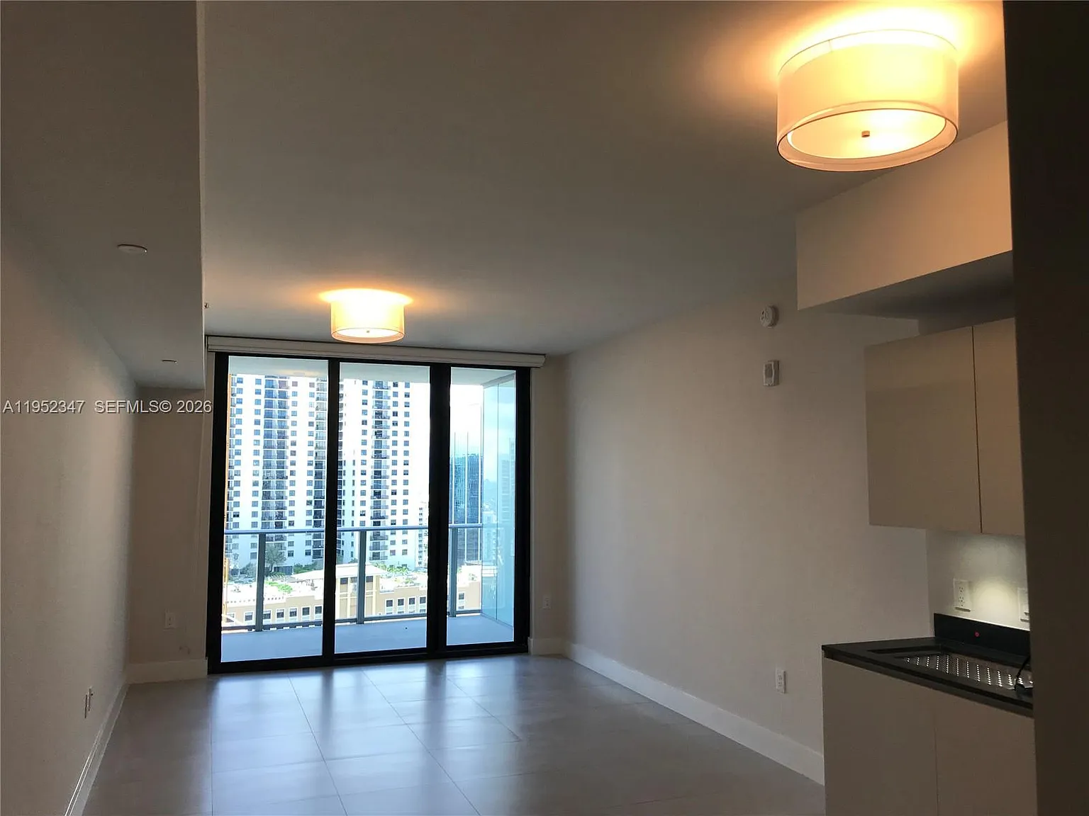 1010 Brickell — Photo 2