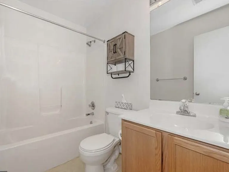 4946 Whitney Ter — Photo 12