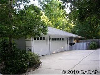 2nd image of 5818 NW 45th Dr