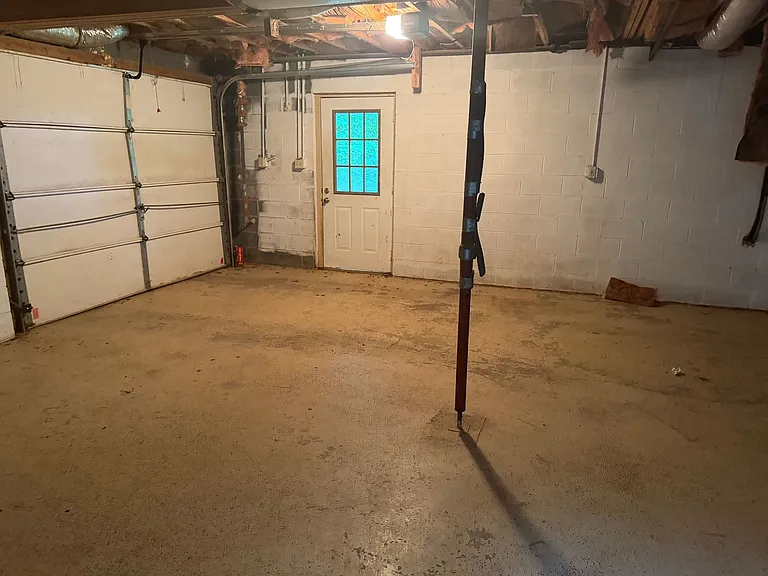 704 Stuffle St — Photo 23