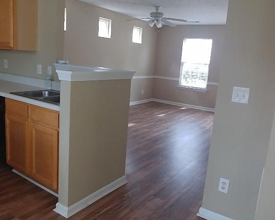 Kitchen to living room