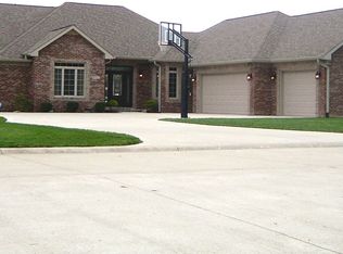 2701 N Stewart Rd, Anderson, IN 46012