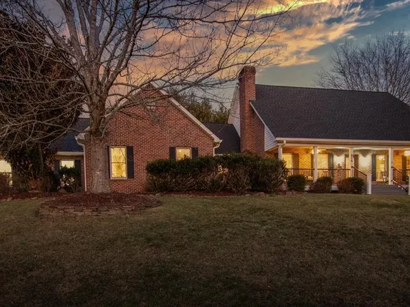 816 Muirfield Cir, Abingdon, VA 24211