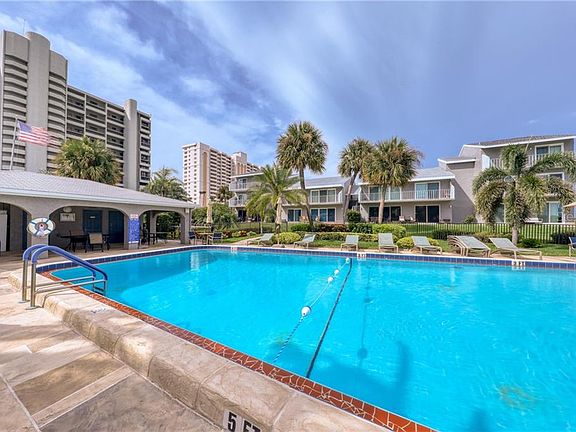 3rd image of 1351 Gulf Blvd APT 212