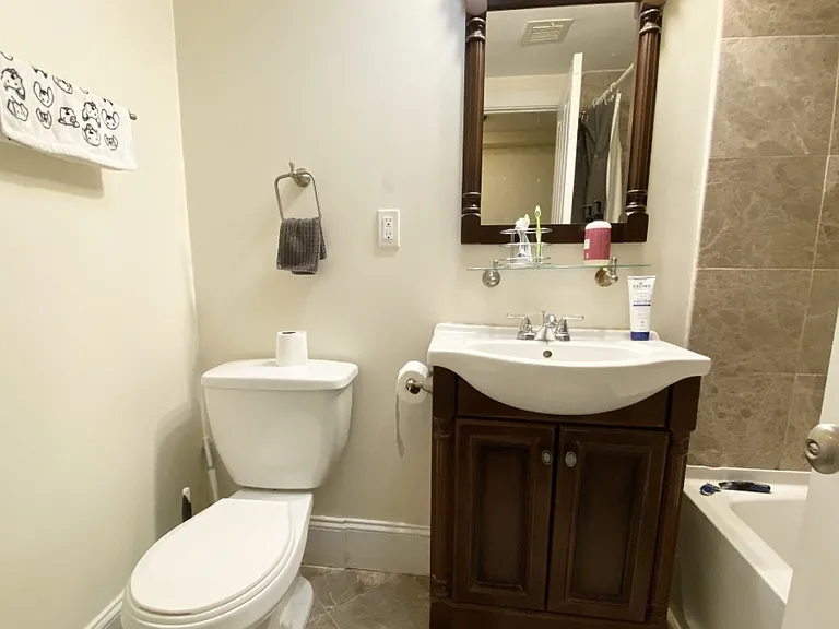178 Hillside St #1A — Photo 9