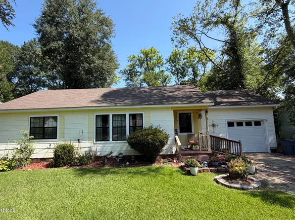 866 Lawrence Rd, Jackson, MS 39206