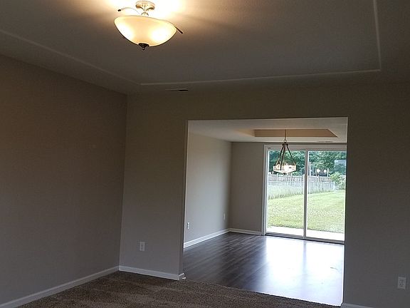 3rd image of 314 Glory Ave