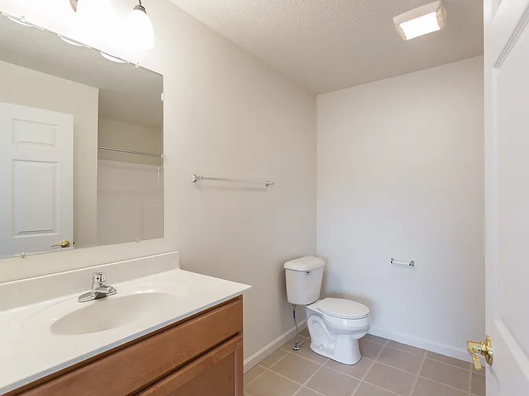 48 Silverlight Way — Photo 12