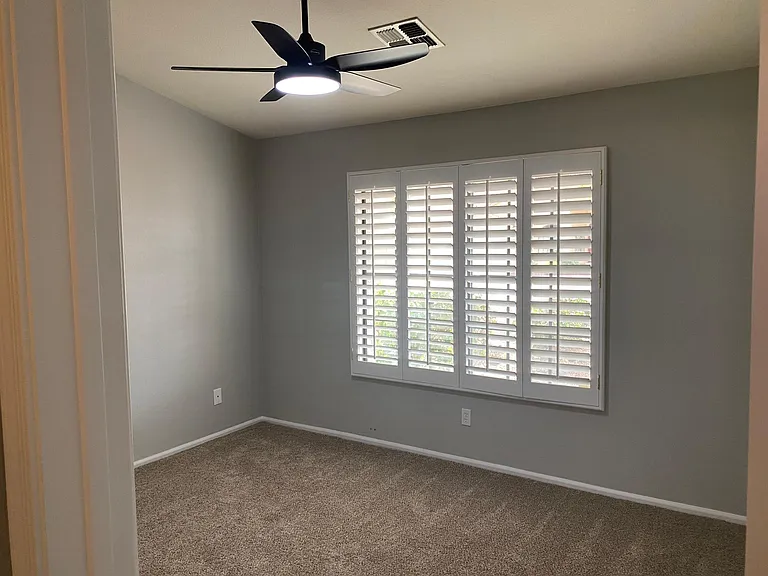 10938 W Bermuda Dr — Photo 19