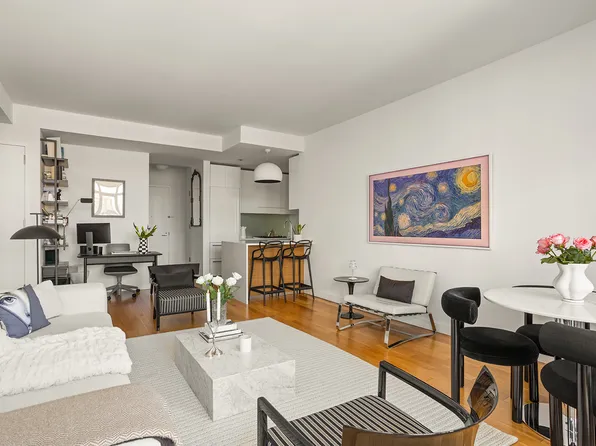 555 West 59th Street image 1 of 6