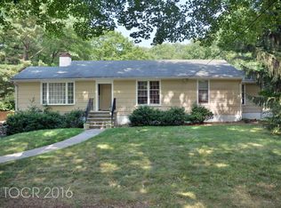 533 E Saddle River Rd, Upper Saddle River, NJ 07458