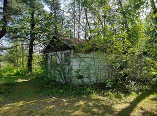 E2923 Lake Rd, Iola, WI 54945