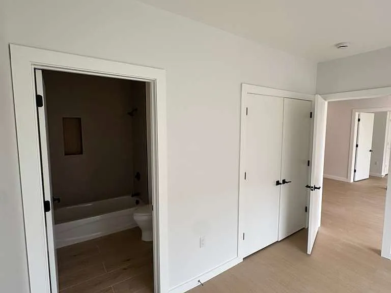74 Webster St #6C — Photo 4