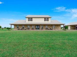400 Little El Paso Rd, Martindale, TX 78655