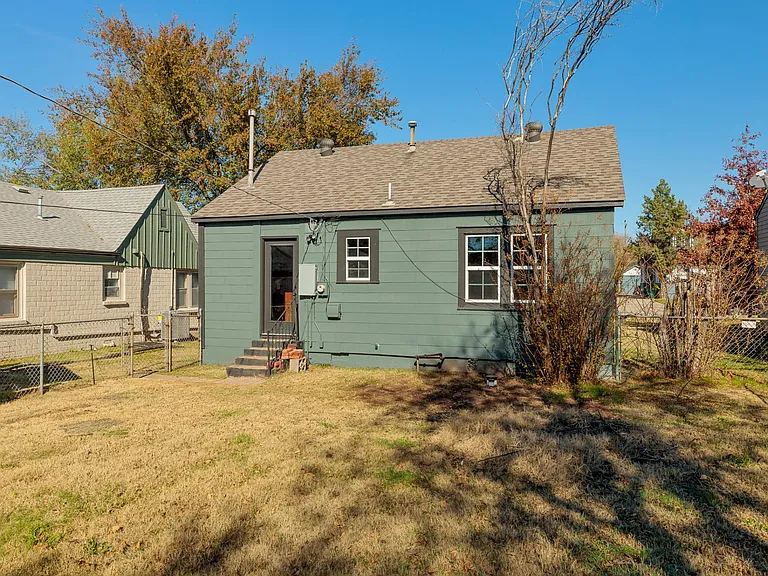 2242 W Eubanks St — Photo 24