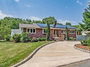 25 Lancaster Ter, West Orange, NJ 07052