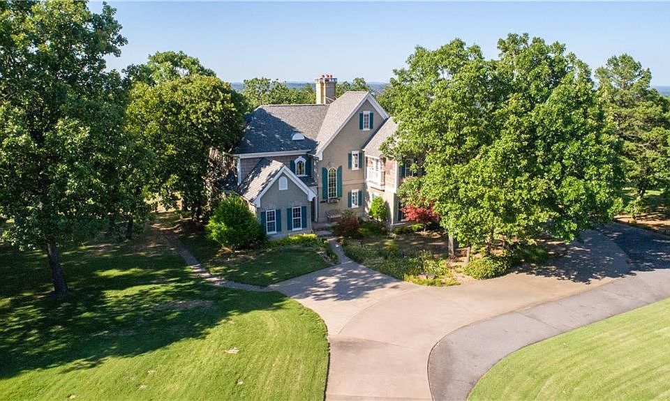 1st image of 1204 Woodland Creek Cir