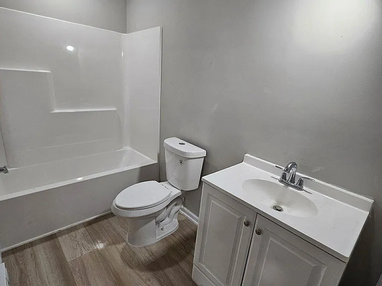 1122 Cedar St #1121 — Photo 5