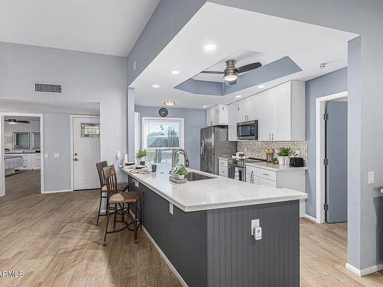 11210 W Pueblo Ct — Photo 9