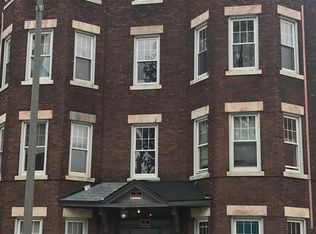 446 Maple St APT 2L, Holyoke, MA 01040