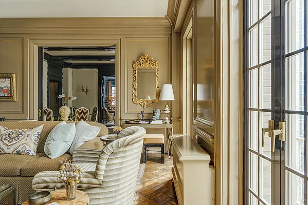 Sold by Compass | media 16