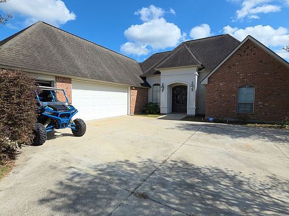 19904 Hearthstone Dr