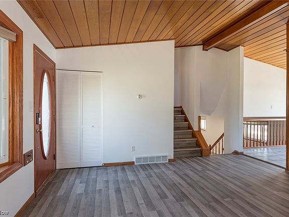 4th image of 14253 Starlite Dr
